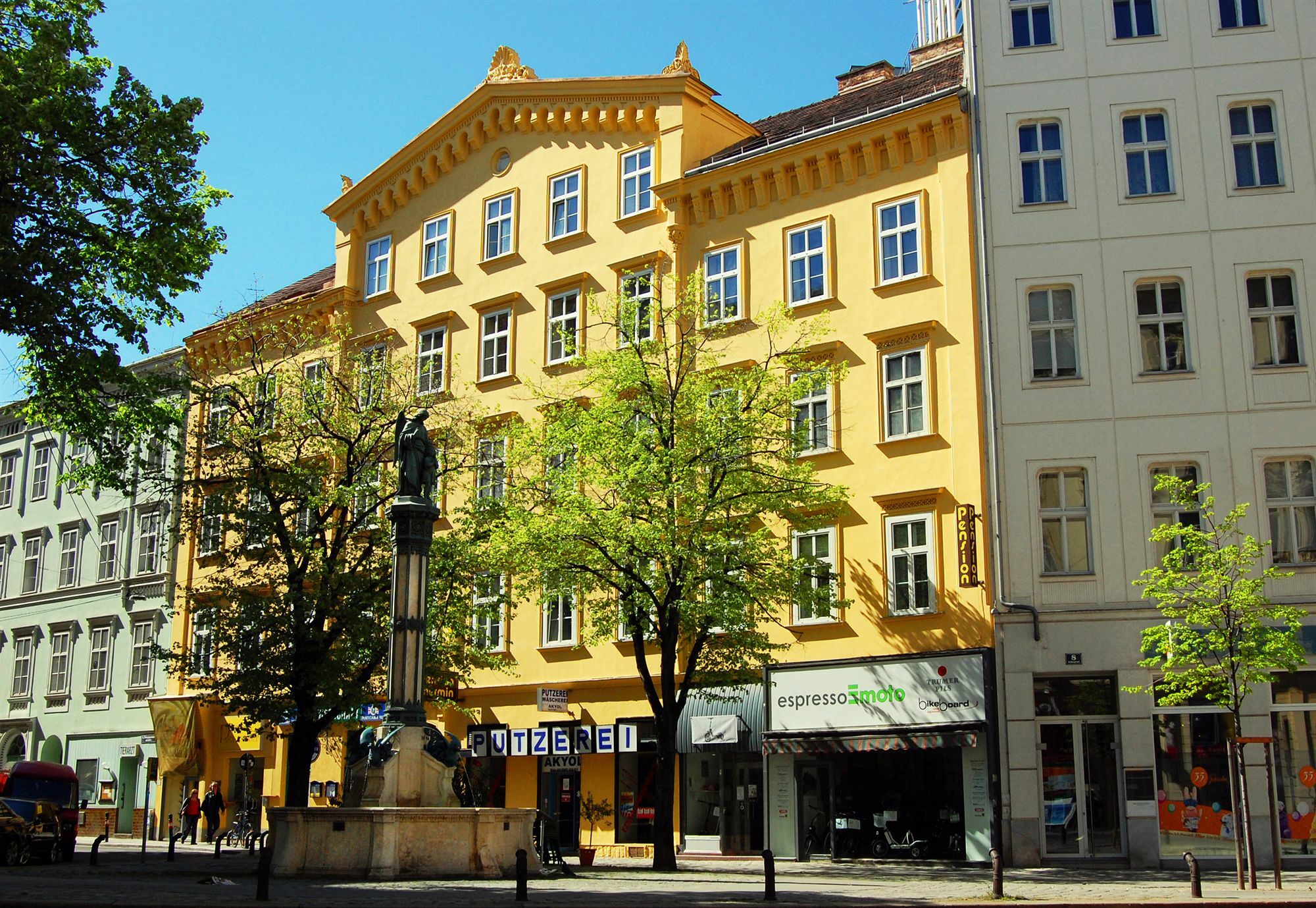 Saint Shermin Bed Breakfast & Champagne Вена Экстерьер фото